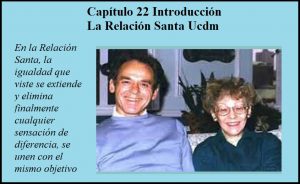Foto de Hellen Schucman y Bill Tereford fondo azul celeste