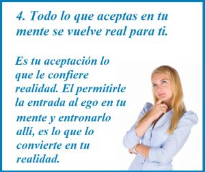 5.V El uso que el ego hace de la culpabilidad mujer pensando fondo blanco